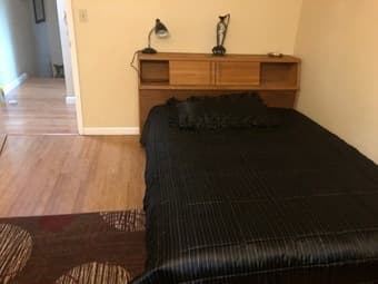 Furnished room for rent in Menlo Park Willows available now 3