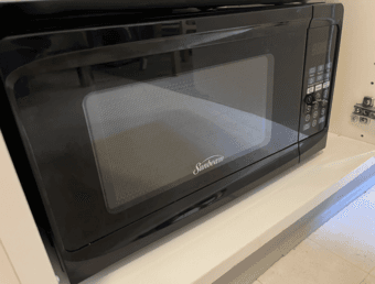 Selling a microwave 1