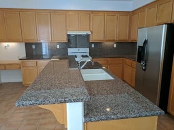 1 bedroom available for immediate move in Palo Alto, close to Ikea 2