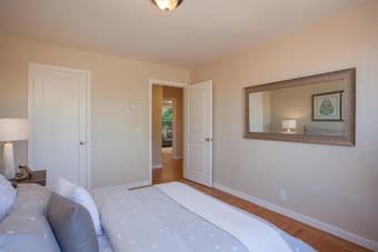 Open bedroom in 2 bed 1 bath home with large backyard near meta 2