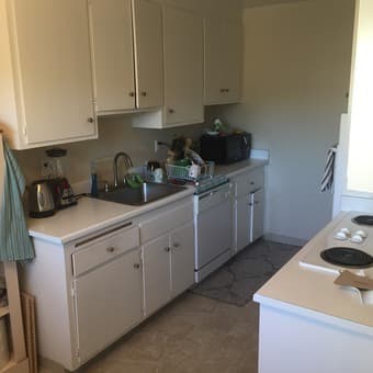 Menlo Park 2 bedrooms with shared bathroom 3