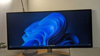 34 Inch monitor for sale 1