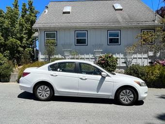 2008 HONDA ACCORD LX - $9,400 1