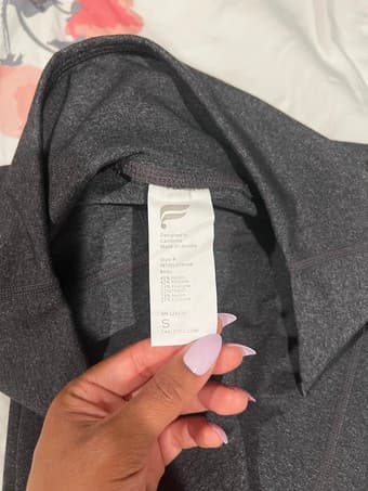 NEW Fabletics leggings (high waisted, with pockets!) 2