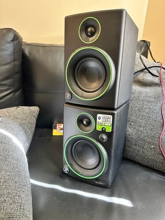 CR4 Bluetooth Studio Monitors / Desktop Speakers 1