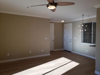 3 BR /2 BA Lux Condo: In-Unit Laundry, Recessed Lighting 2006 new 1