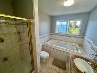 Furnished Master bedroom with an attached bathroom available-10/1/2023 3