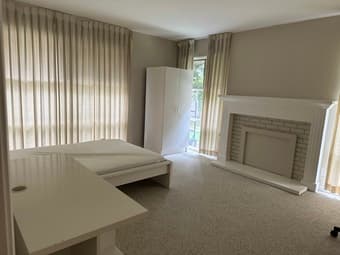 *Palo Alto Furnished Room w/ Private Bath  2 rooms ready for move-in * 1