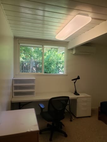 FURNISHED BEDROOM IN QUIET ATTRACTIVE HOME 3