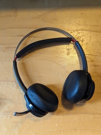 Wireless headset Plantronics B825 1