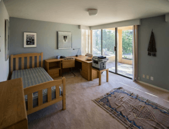 3 Bedroom, 2 Bath 1700 Square Foot Furnished Flat in Ladera, 2