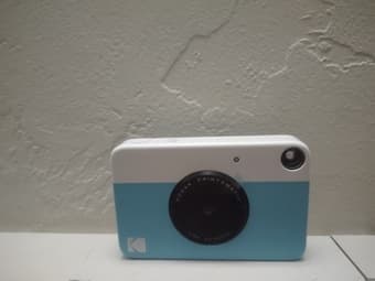 Kodak Printomatic polaroid camera 1