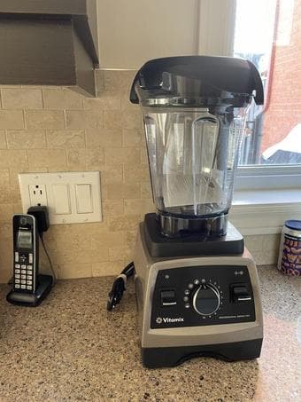Vitamix Pro Series 750 1
