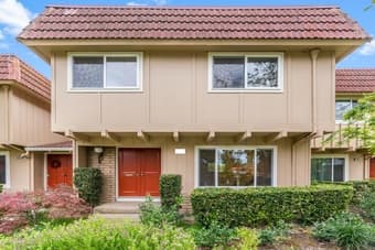 Bedroom in beautiful townhouse with pool, 15 minutes from Stanford 3