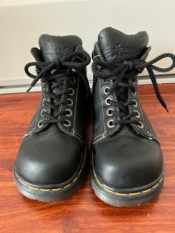 Dr Martens Black Boots - 8542 Vintage size 7/8 1