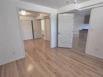 Rent out single room in shared house in SF Downtown 3