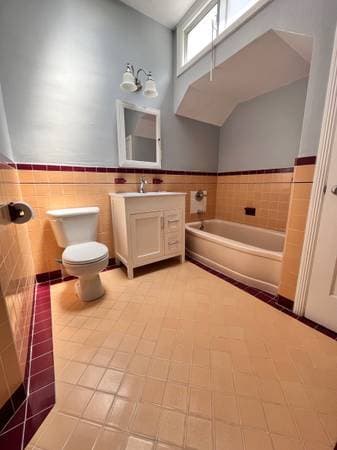 Rent out single room in shared house in SF Downtown 4