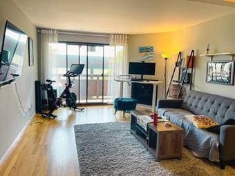 SF Sublet: Japantown/Fillmore Gem 2b1b fully furnished or unfurnished 2