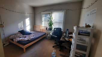 Room in lovely 3 room 3 bathroom house 1