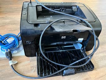 Printer (HP LaserJet Pro P1102w) for sale 1