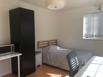 Palo Alto Furnished Rooms Available - Nov. 11th - Dec. 30th 1
