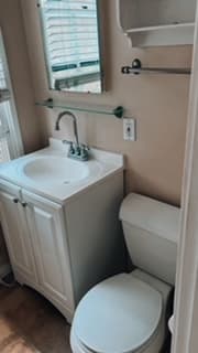 Sunny In-law studio cottage for Rent in midst of Atherton gardens 4