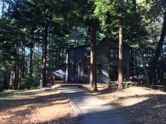 2 rooms available in beautiful house in the Santa Cruz mountains 1