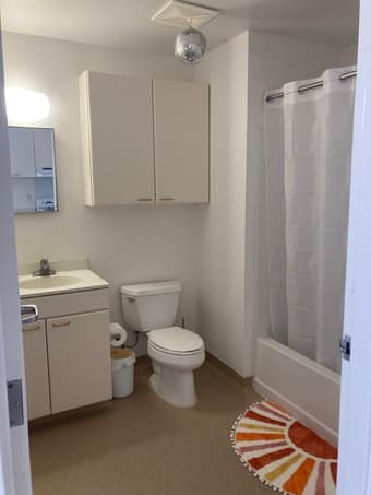 EV Studio for sublet on Dec 10- Jan 5 4