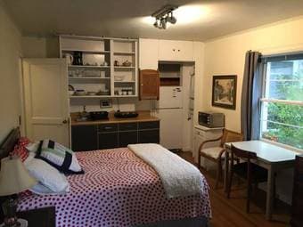 1br-In-law style garden studio apartment for rent (Palo Alto) 2