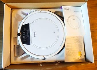 Fmart Smart Vacuum like new 1