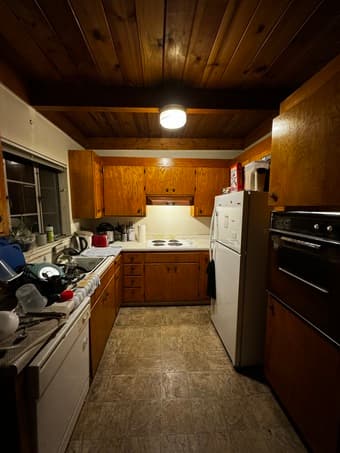 master bedroom in 3 bedroom apartment 2