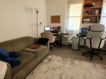 Lux EV Studio Holiday Sublet, Dec10 - Jan2, valued at $2300/mo 2