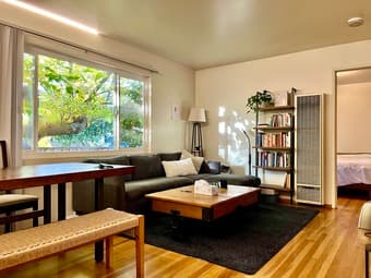 1 BR in College Terrace 1