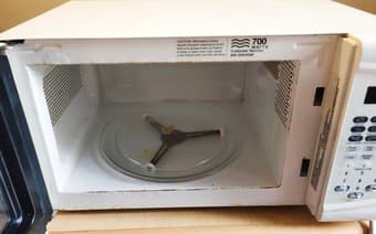 sunbeam 700W microwave 2
