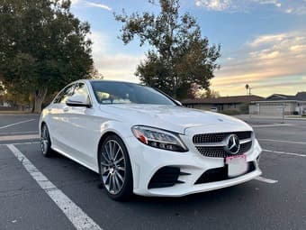 2019 Mercedes C300 - $26,000 1