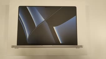 New MacBook Pro 16" M2 16GB RAM 512GB SSD Silver incl. 3 yrs AppleCare 1