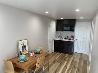 2B1B  in City of South SF , newly renovated, fully furnished 2