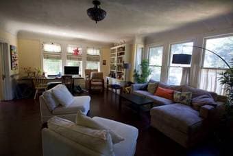 Seeking couple to rent master bedroom in beautiful Palo Alto house 4