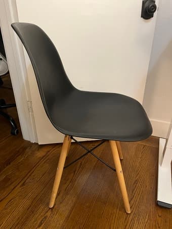 2 Dining Chairs 3