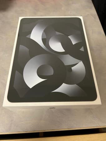 NEW iPad Air 5th Gen 256 GB - $650 1