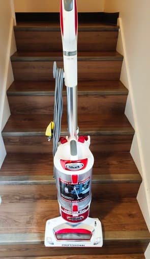 Shark Vacuum 1