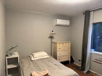 Commuter/Visitor room for short term, female only 1