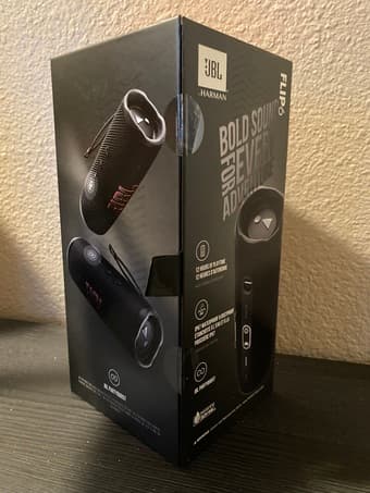 JBL Flip 6 Bluetooth Speaker - Brand New In Box! 2