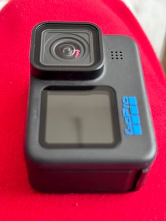 As New Go Pro Hero 10 Black 5.3K60 + 4K120 hyper smooth videos. 1