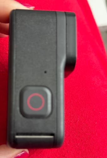 As New Go Pro Hero 10 Black 5.3K60 + 4K120 hyper smooth videos. 4