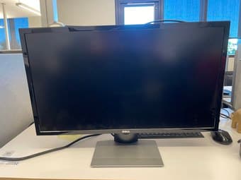Dell 27" 4K Monitor 1