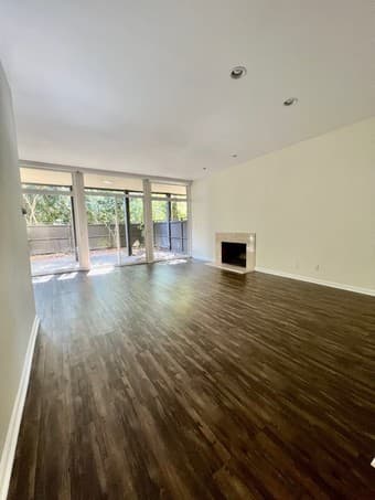 room in oak creek apartments available for rent 1