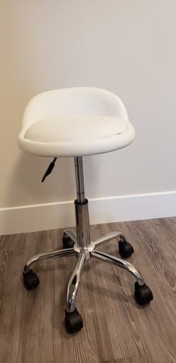 Industrial modern white and gold vanity with lighted mirror AND stool 3
