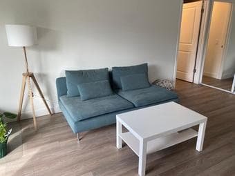 IKEA sofa + coffee table 4