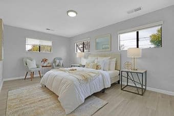 Master bedroom with private bathroom in a 5b/4b 1